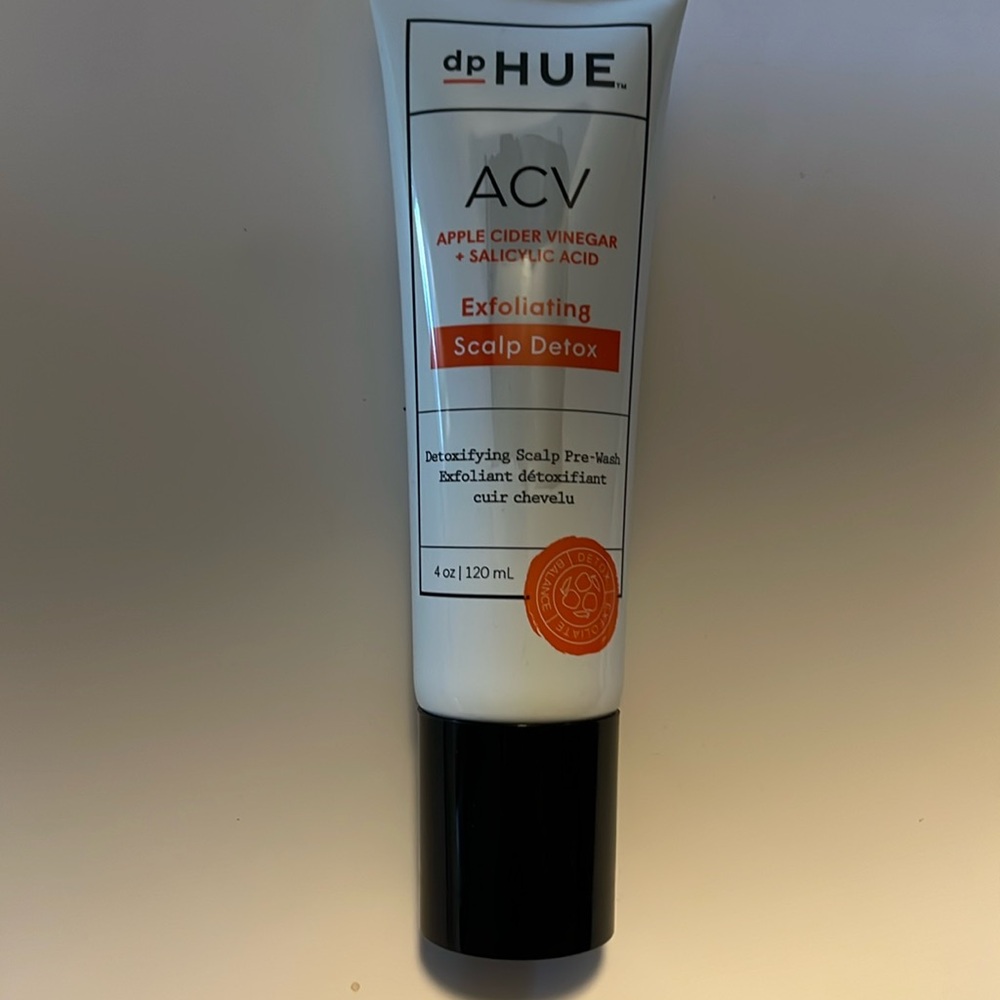 dpHUE ACV Exfoliating Scalp Detox - White & Black Tube with Orange Accents